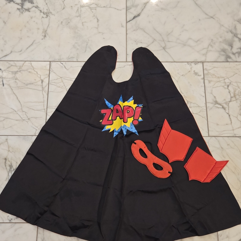 Expressions Superhero Cape and Mask Set - Black and Red
